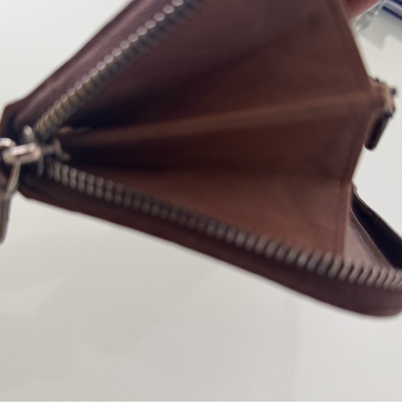 Bottega Woven Brown Leather Wallet - Picture 8 of 8